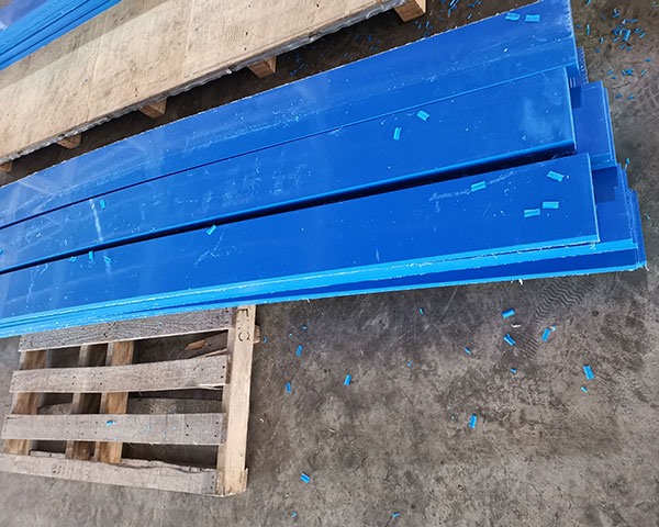 แผงรั้วลูกฟุตบอลโพลีโพรพิลีนชั้นผนังสนามฟุตบอล