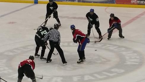 แผ่นรองฝึกซ้อมฮอกกี้พร้อม Rebounder Hockey Practice Shooting Pad With Rebounder