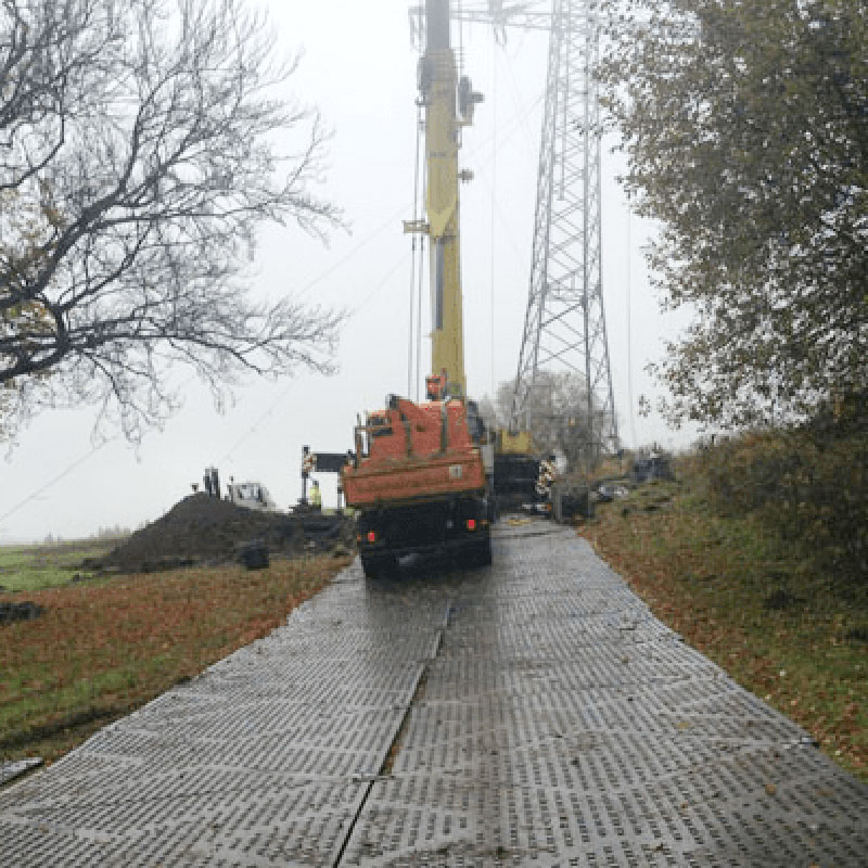 เสื่อปูพื้นก่อสร้าง